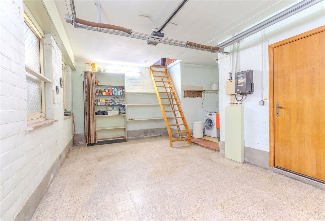 Villa op perceel van 500 m² in een zeer rustige woonwijk!