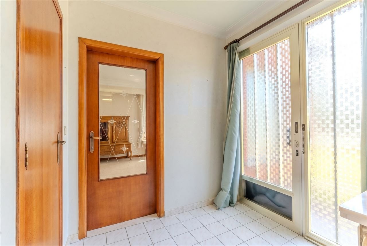 Villa op perceel van 500 m² in een zeer rustige woonwijk!