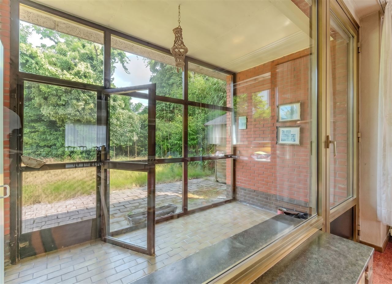 Villa op perceel van 500 m² in een zeer rustige woonwijk!