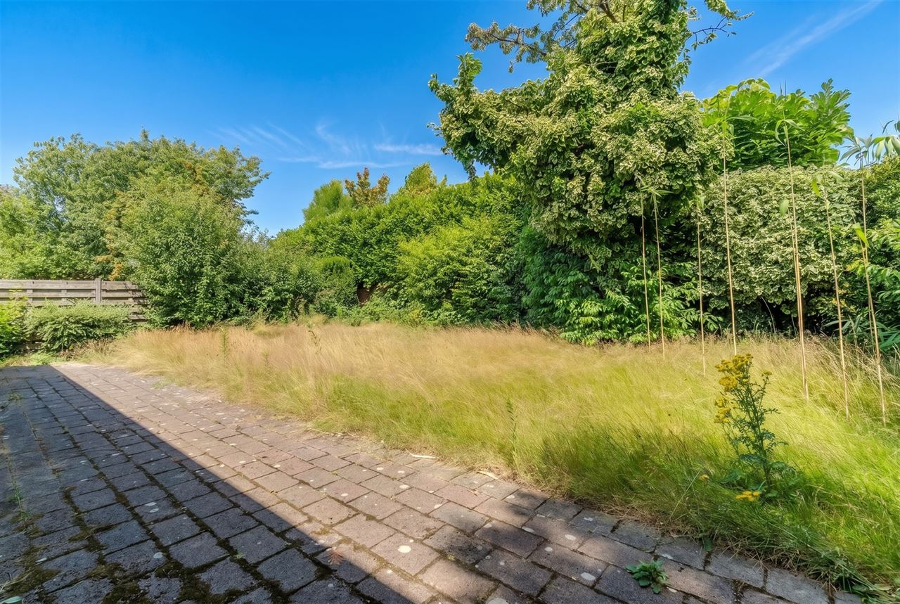 Villa op perceel van 500 m² in een zeer rustige woonwijk!