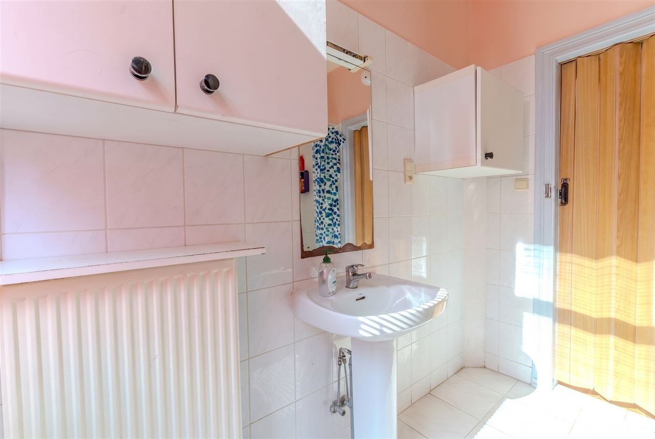 Te renoveren karakteristiek gebouw op toplocatie!