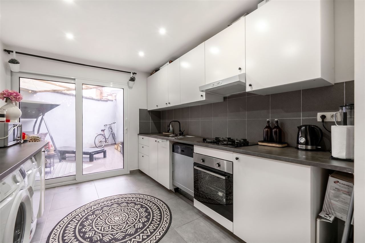 Gerenoveerde gezinswoning met 4 ruime slaapkamers en EPC B!