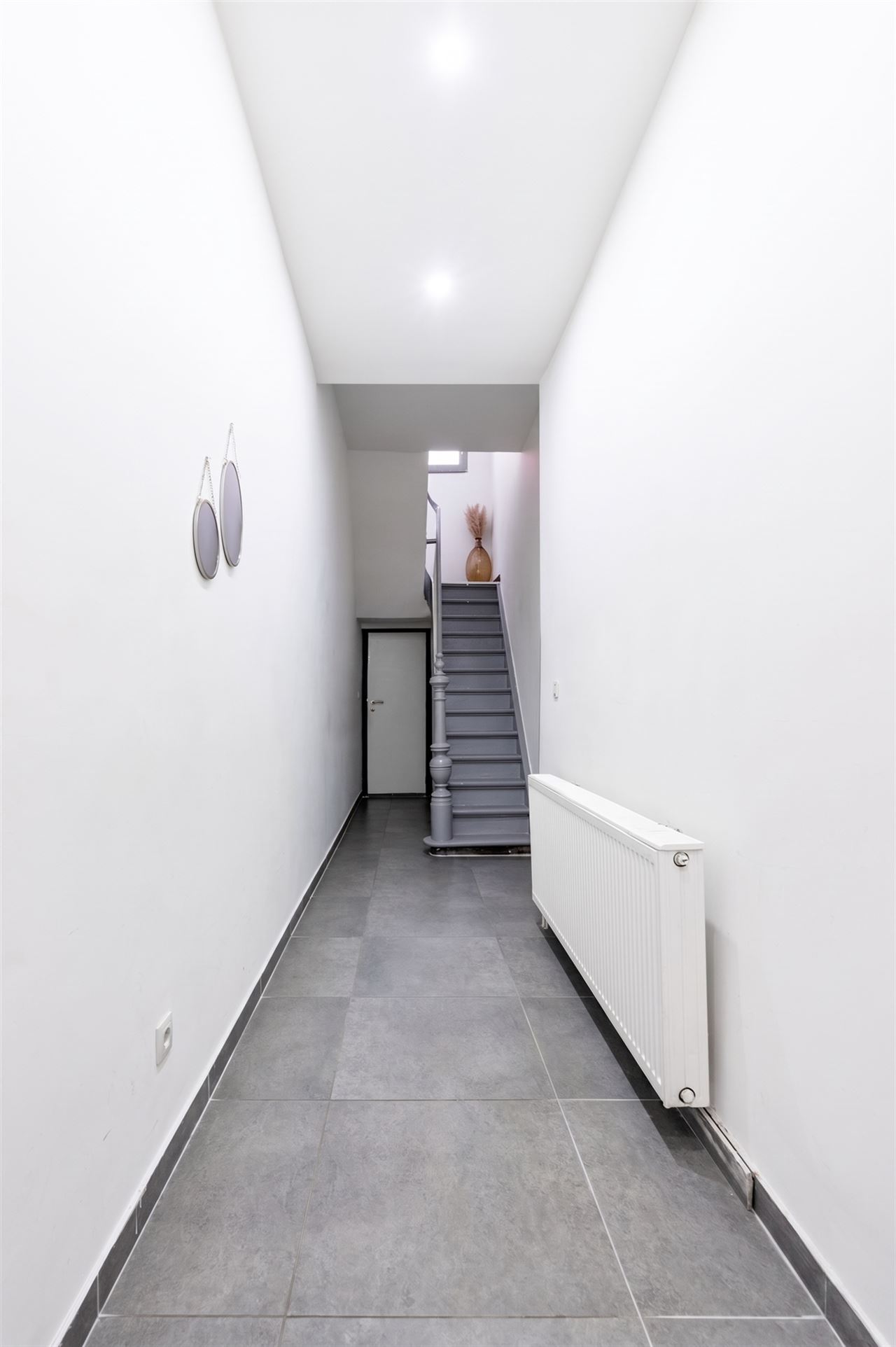 Gerenoveerde gezinswoning met 4 ruime slaapkamers en EPC B!