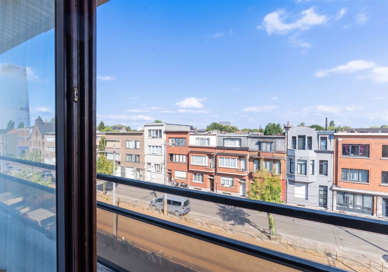 Ruim appartement van 145 m² met terras, EPC B en garagebox!