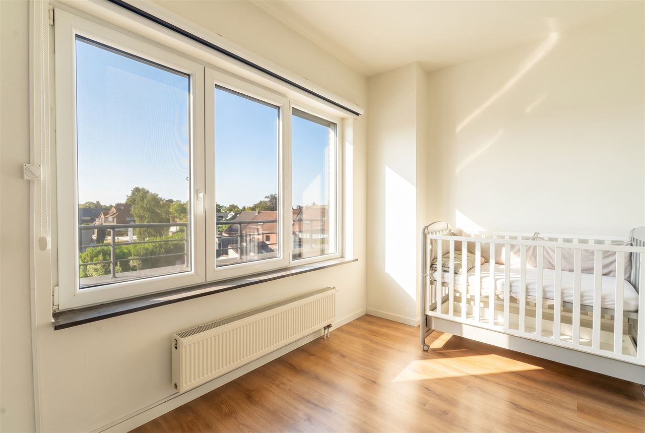 Zeer ruim + lichtrijk gerenoveerd appartement! ☀️