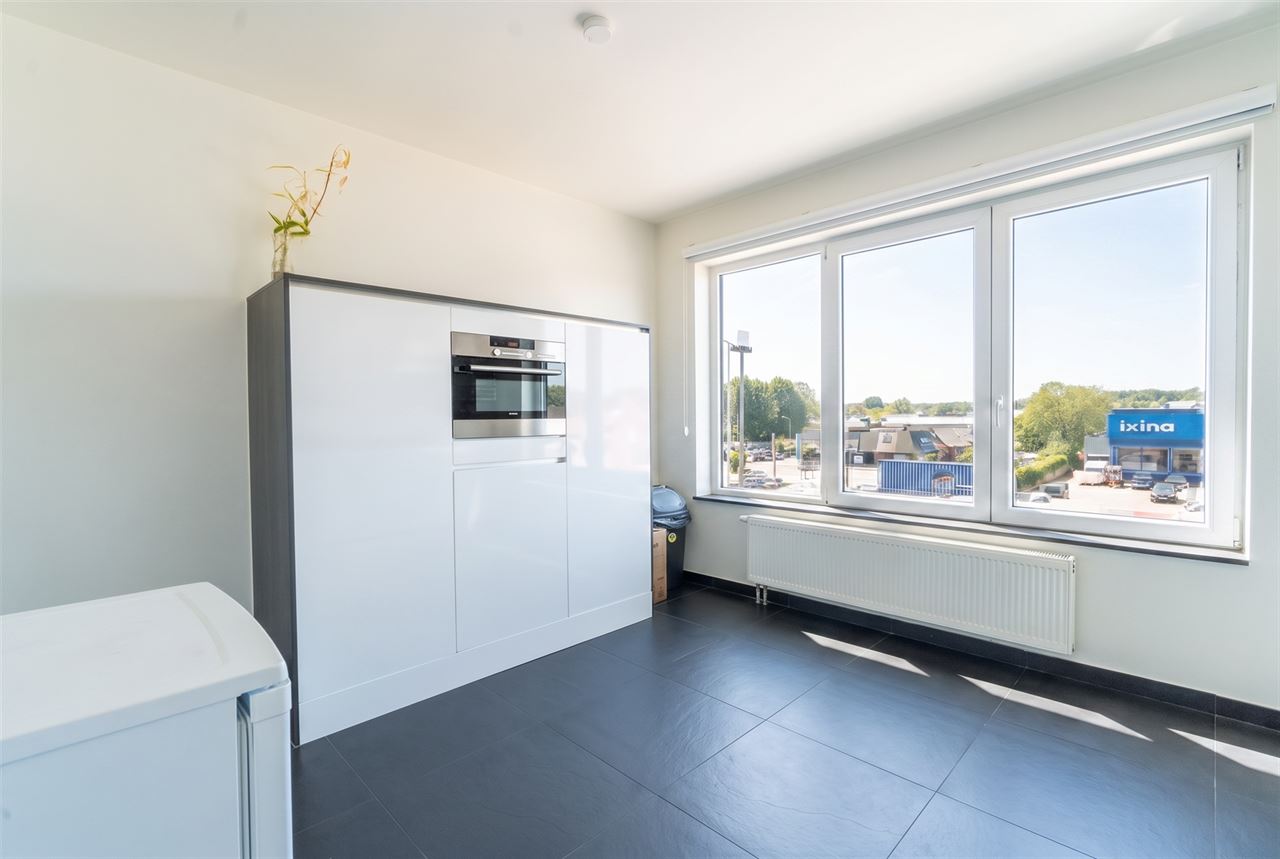 Zeer ruim + lichtrijk gerenoveerd appartement! ☀️