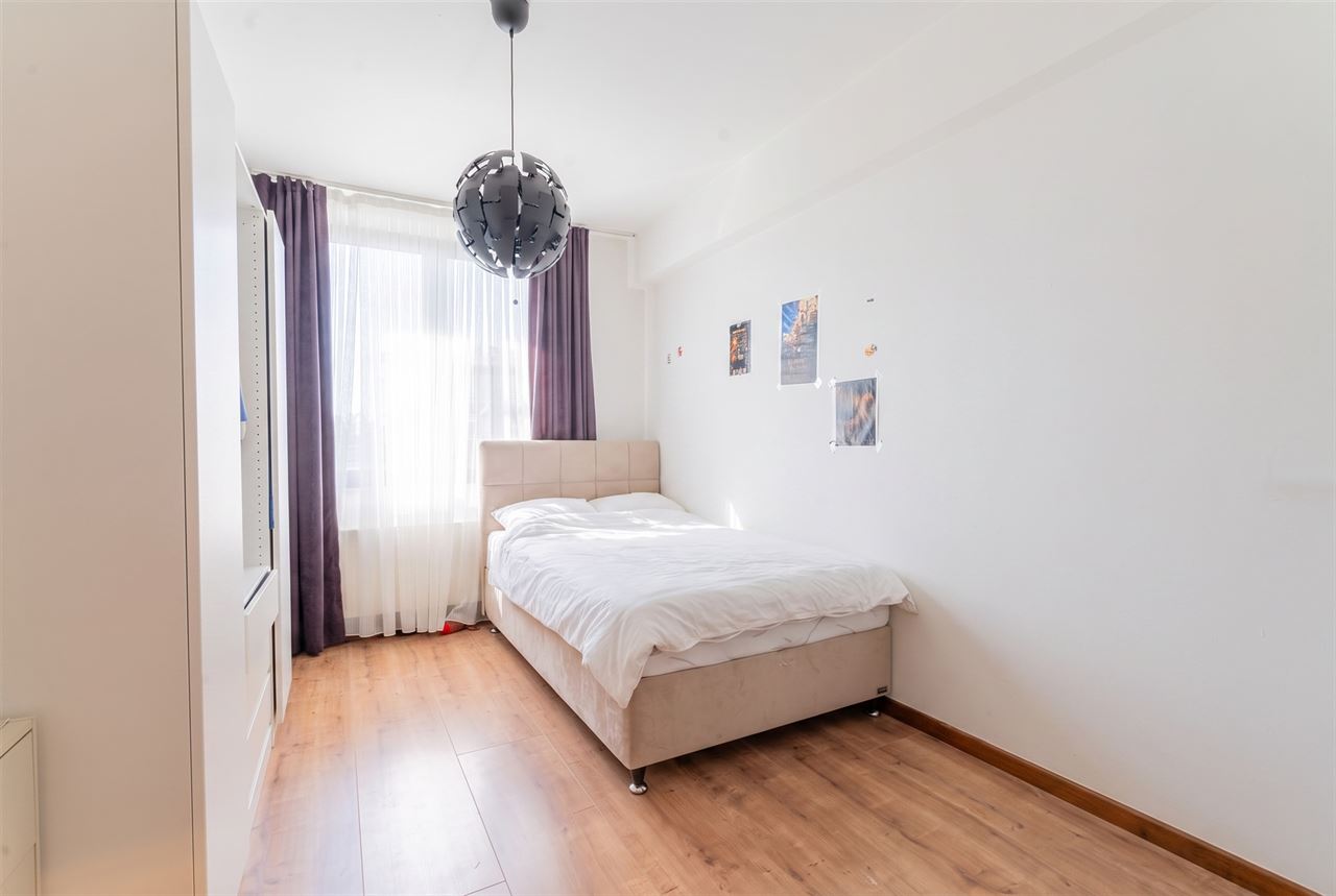 Ruim appartement van 145 m² met terras, EPC B en garagebox!