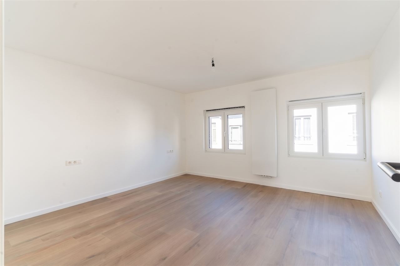 Karaktervolle, volledig gerenoveerde woning met 3 slpk