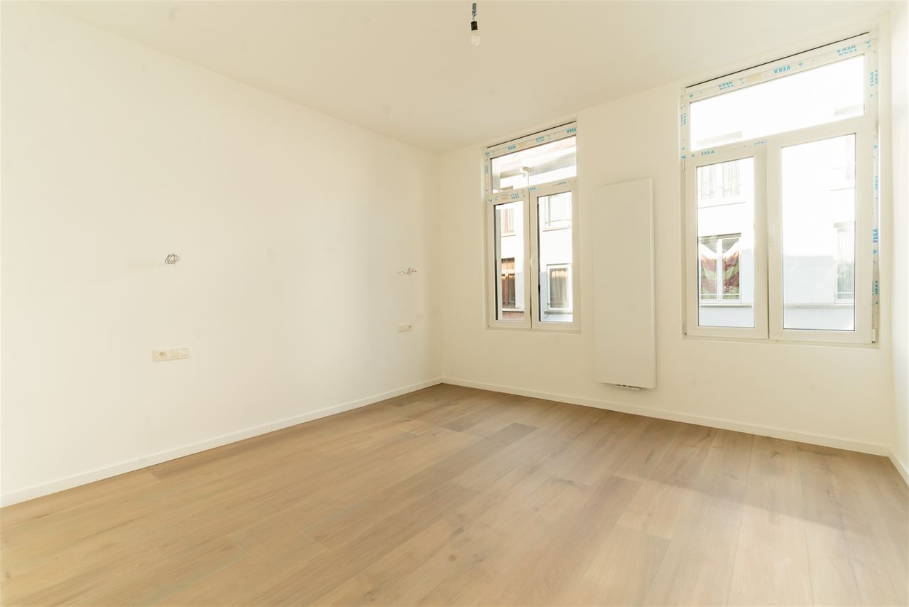 Karaktervolle, volledig gerenoveerde woning met 3 slpk