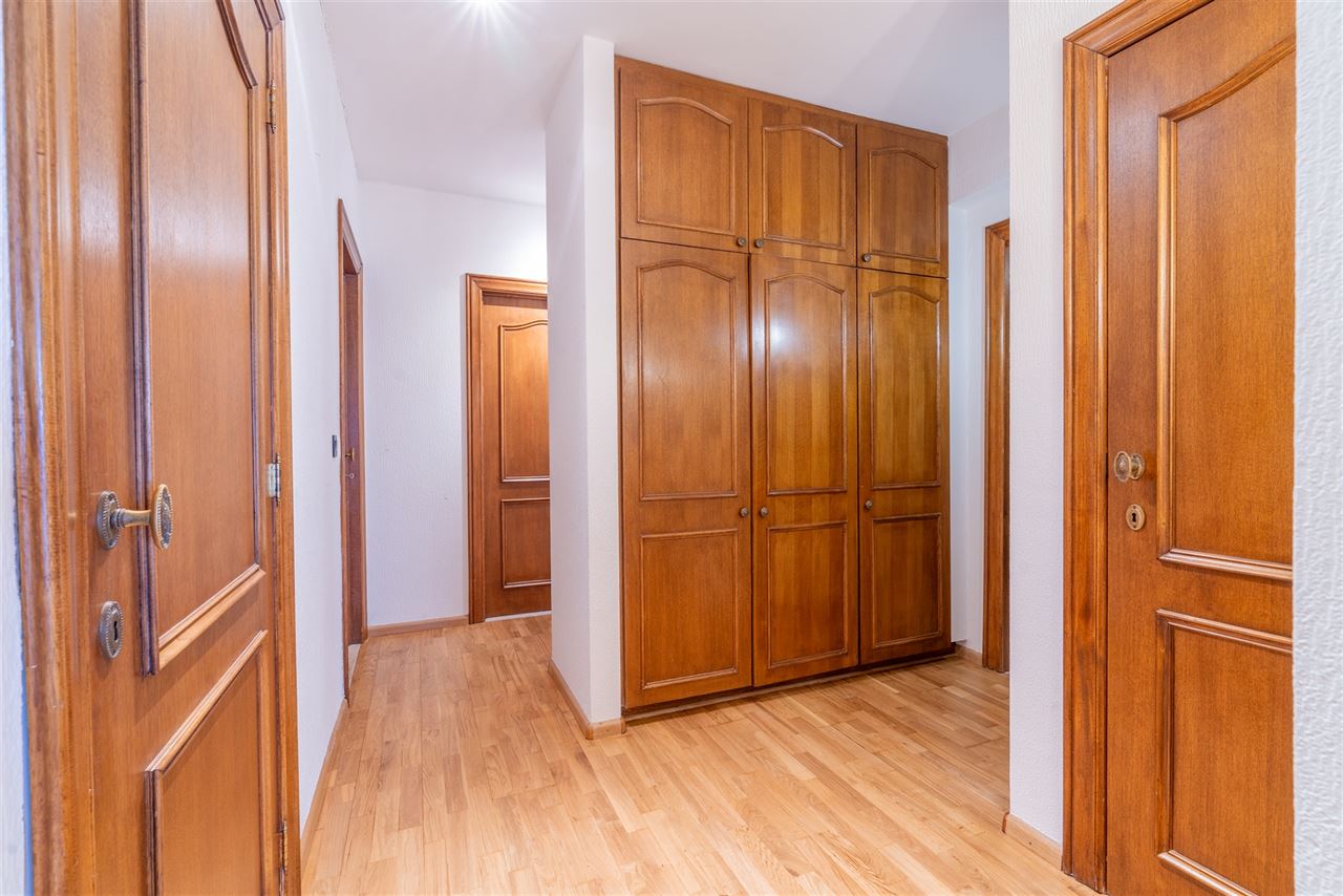 Ruim appartement van 145 m² met terras, EPC B en garagebox!
