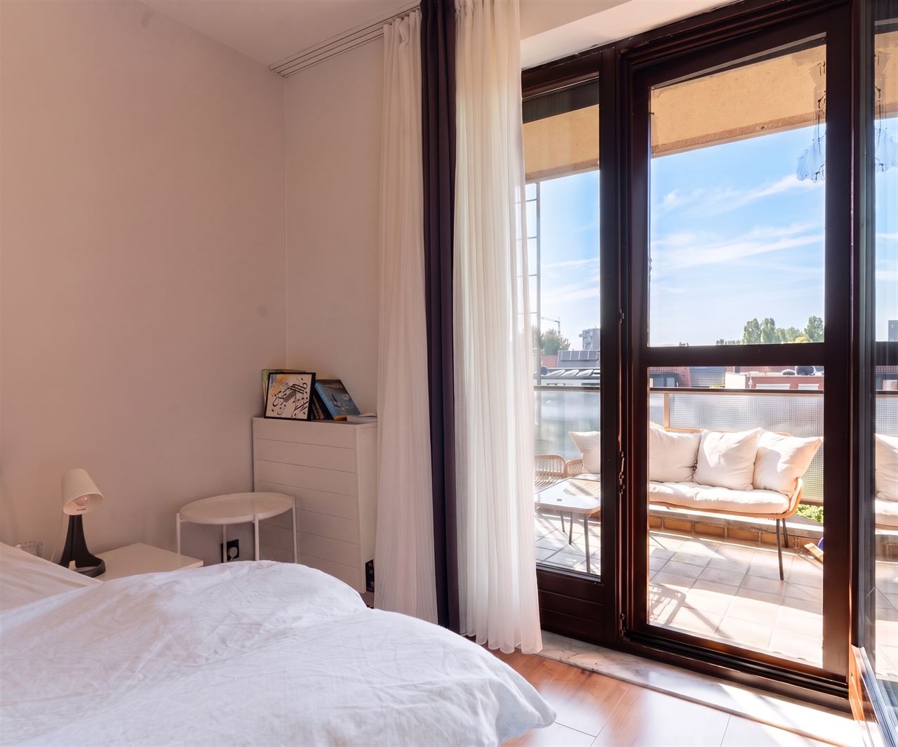 Ruim appartement van 145 m² met terras, EPC B en garagebox!
