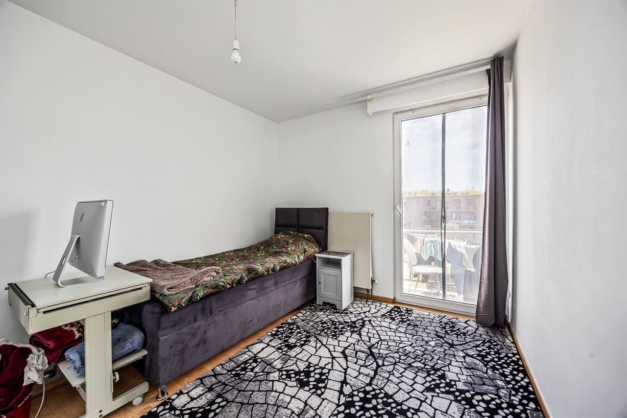 Appartement met garage en terras in Brasschaat Centrum.