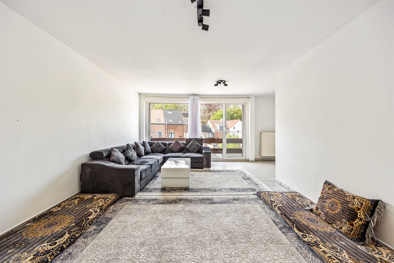 Appartement met garage en terras in Brasschaat Centrum.
