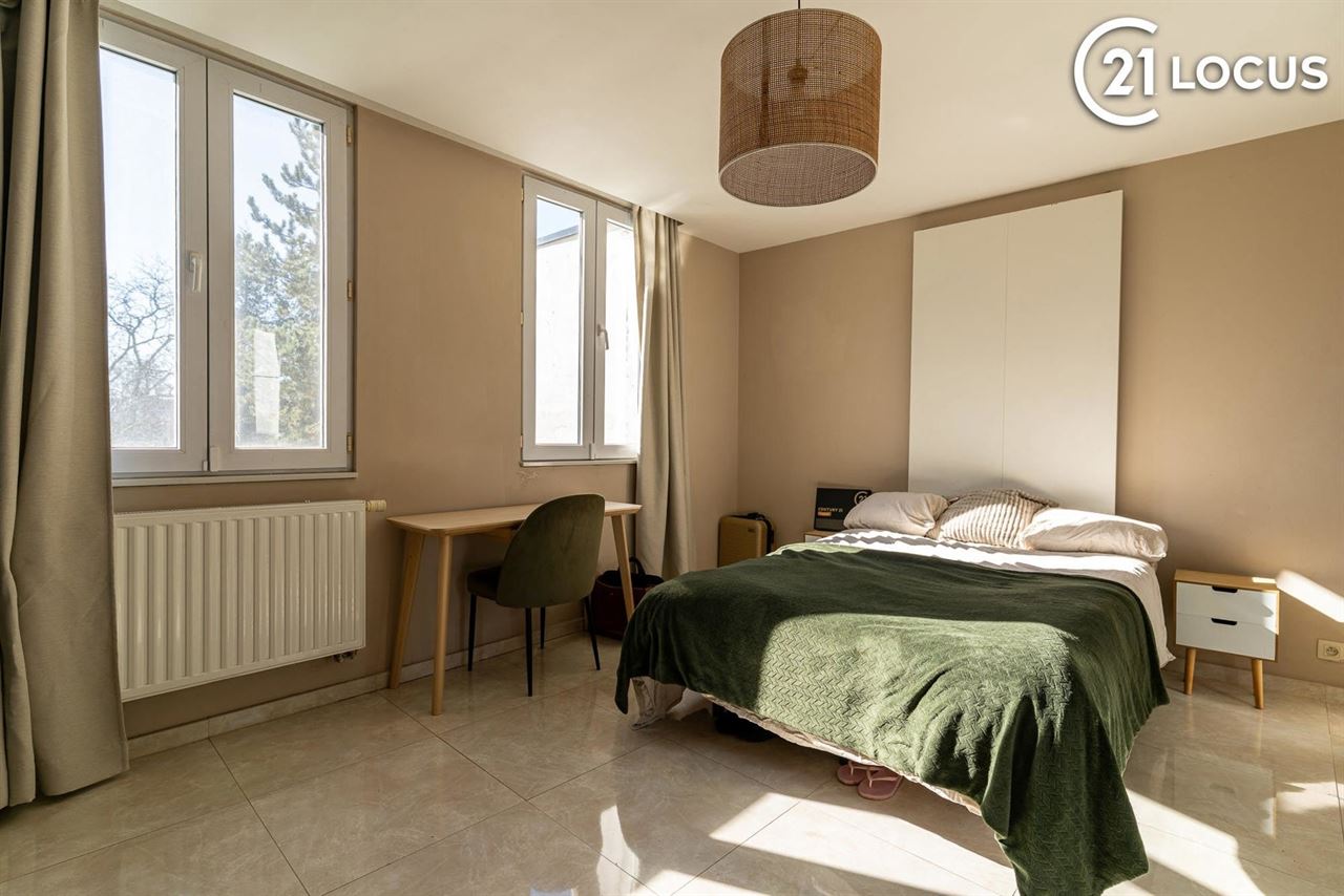 Ruime gezinswoning met 4 slaapkamers, 2 badkamers en EPC B