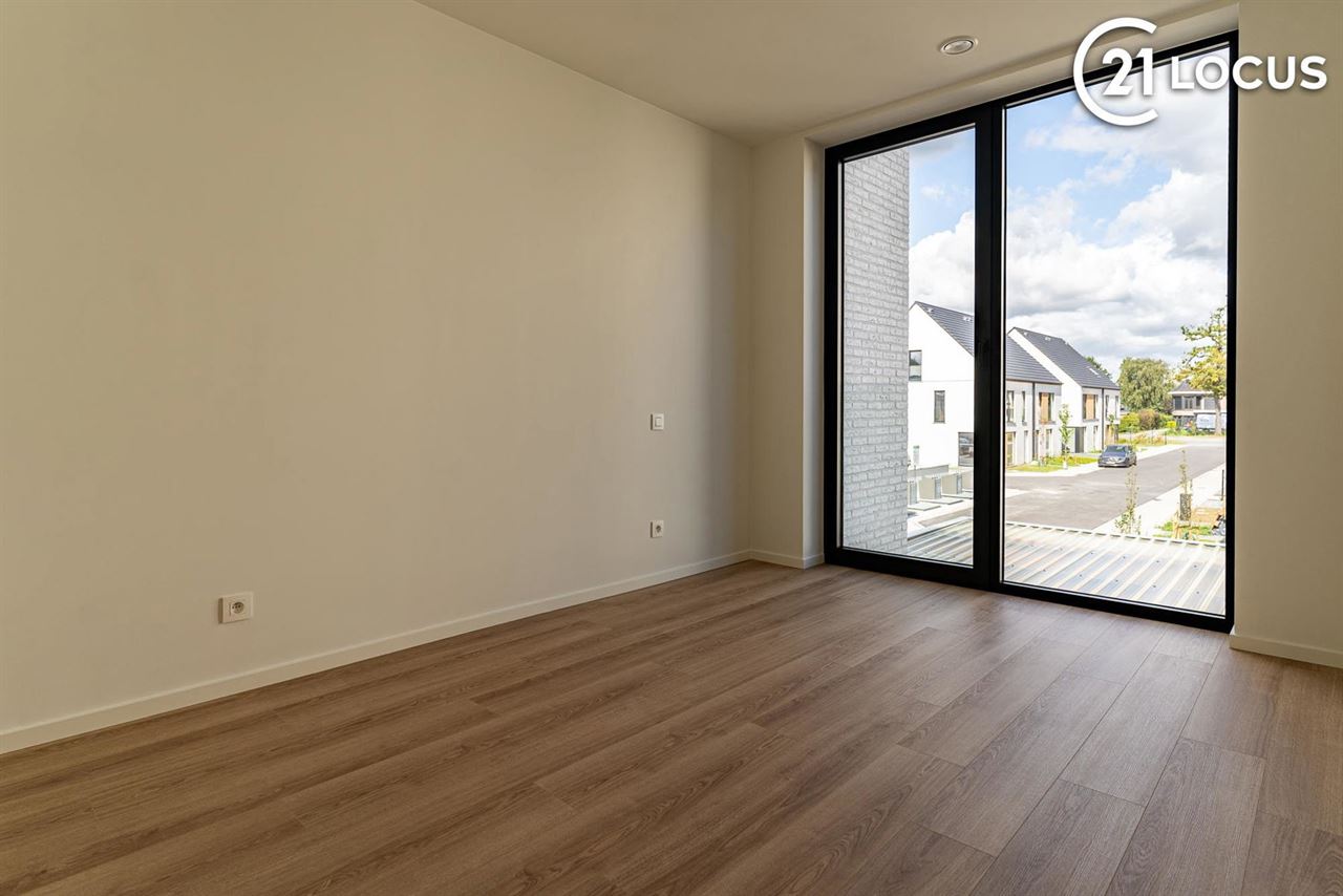 Nieuwbouwapp met 2 slpk's, terras en parking (-1) in Beveren