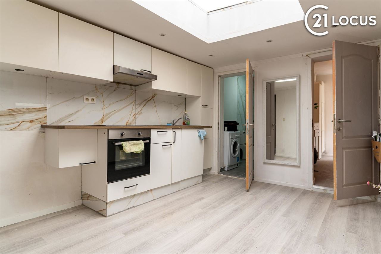 Woning met 3 slpk en koer in buurt station Zwijndrecht