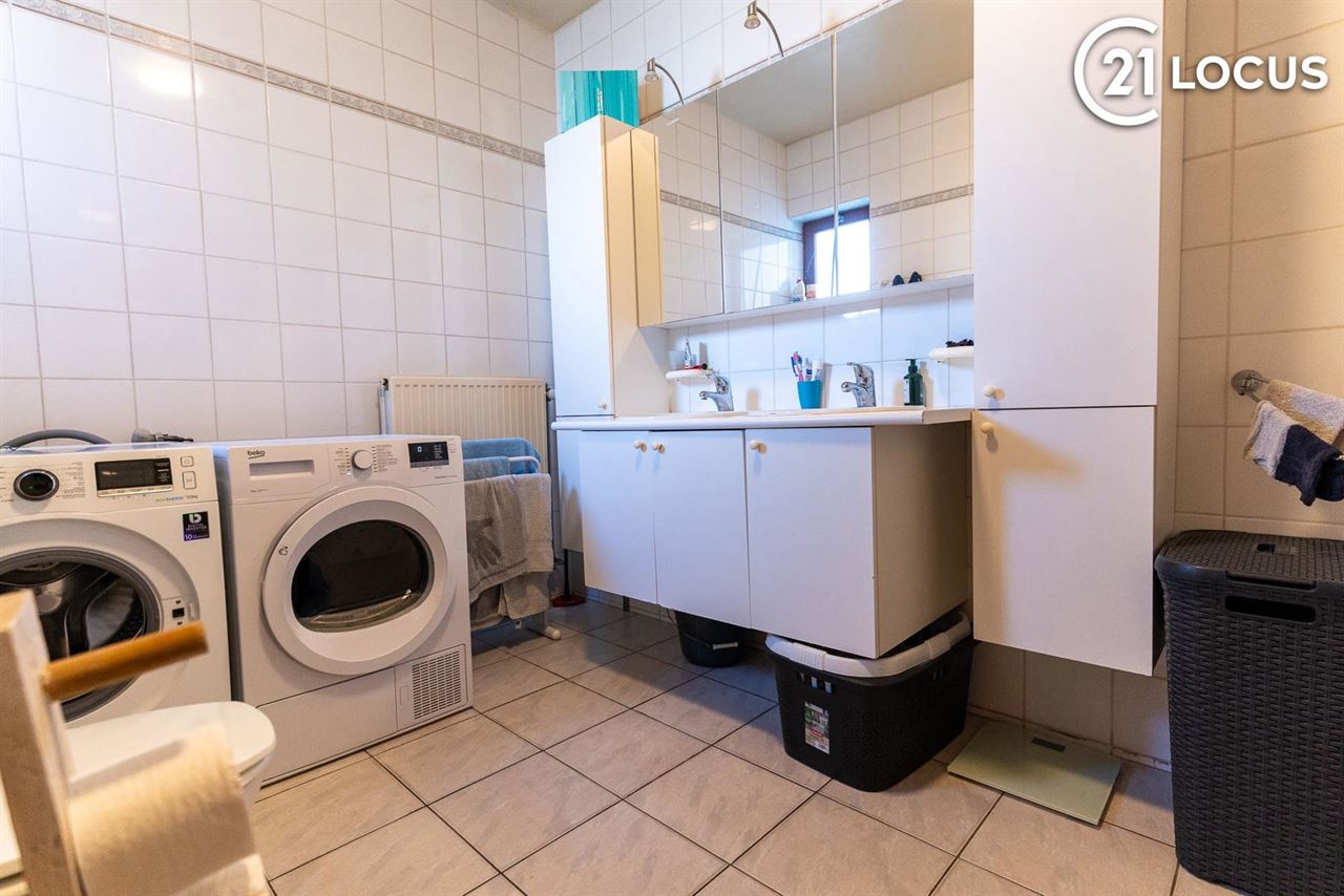 Ruime woning met 3 slaapkamers, 2 badkamers en groot terras
