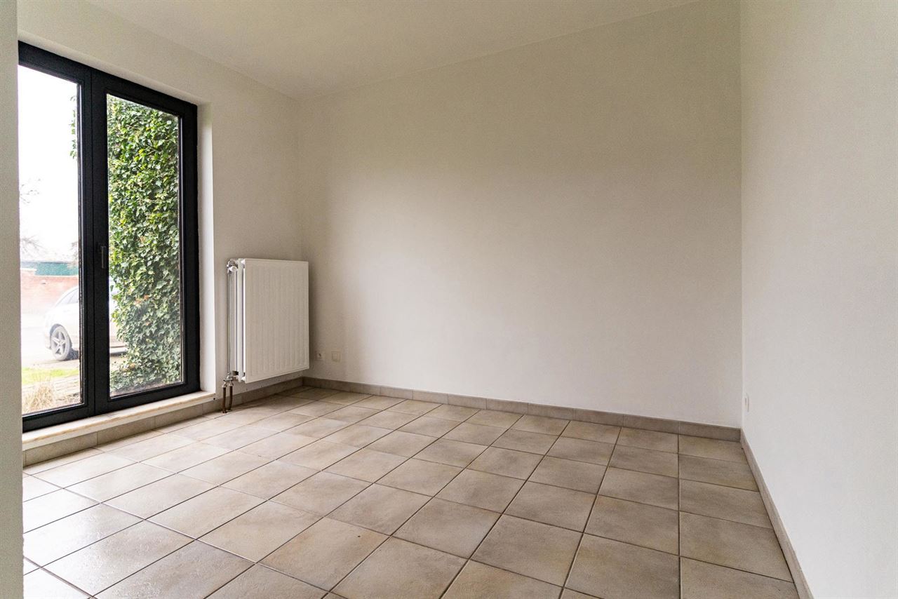 276 m² wooncomfort op 1.025 m² in hartje Melsele
