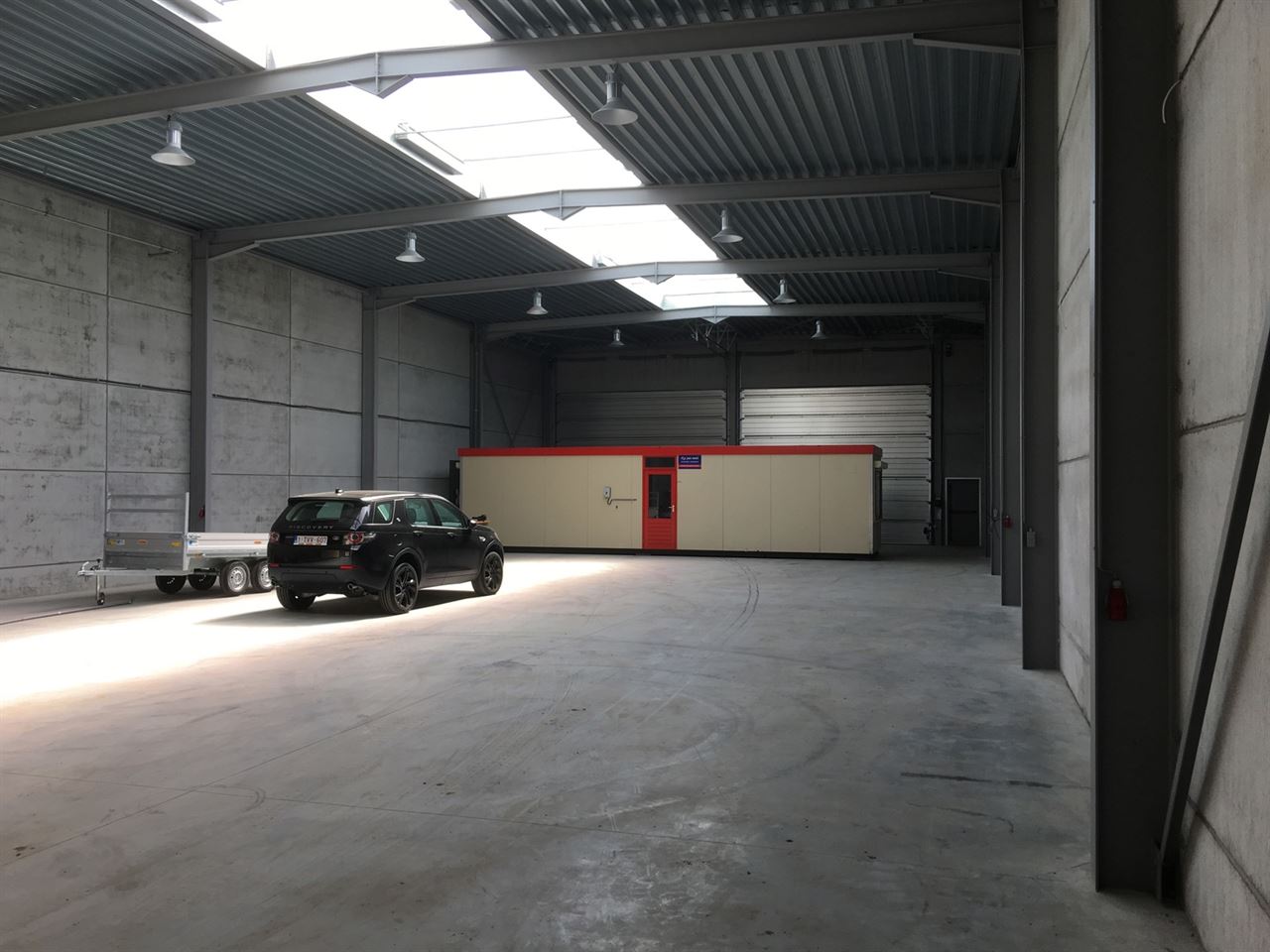 Magazijn te huur in Beveren !