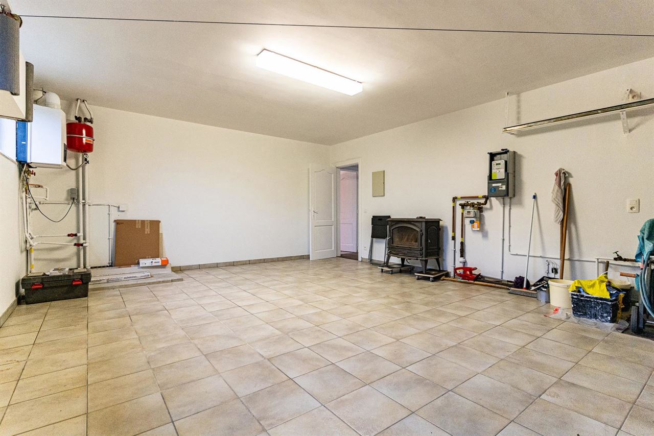 276 m² wooncomfort op 1.025 m² in hartje Melsele