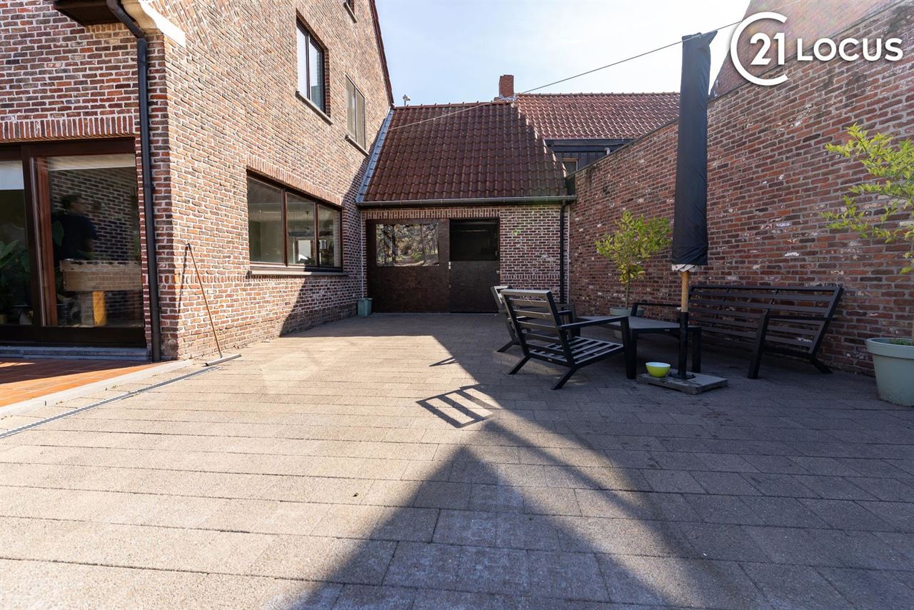 Ruime woning met 3 slaapkamers, 2 badkamers en groot terras