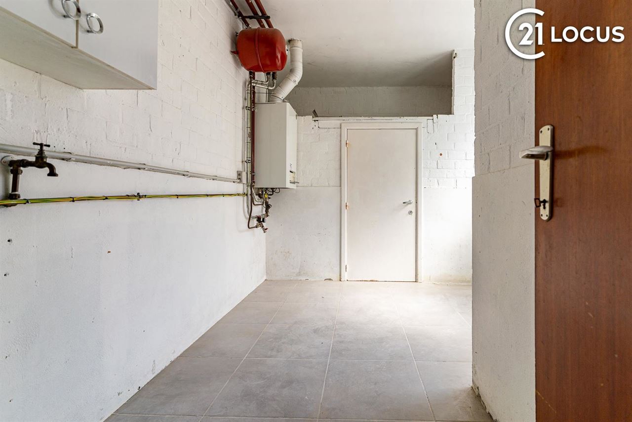 Instapklare HOB met 3 slaapkamers en tuin in hartje Beveren!