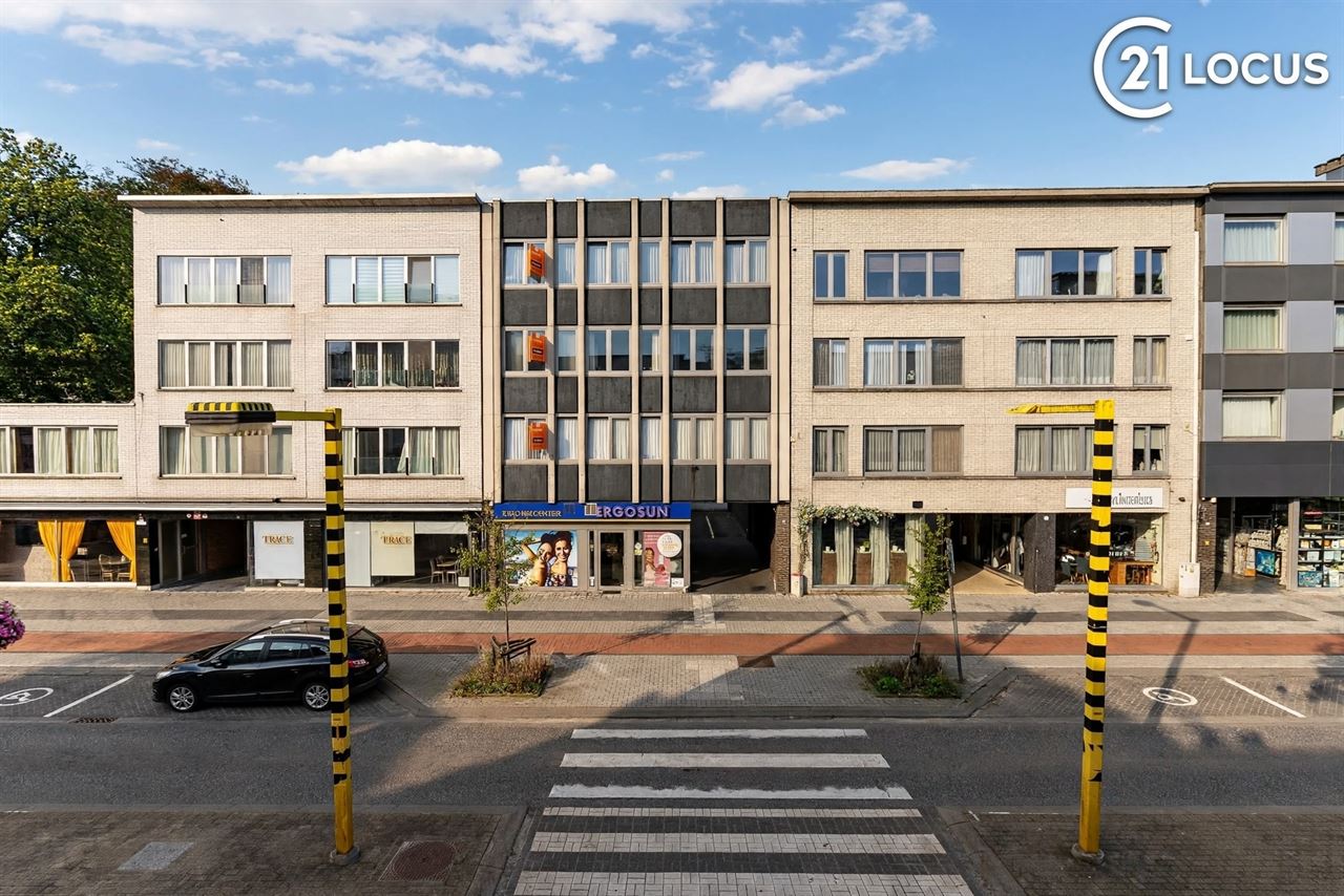 Opbrengsteigendom: 3 app & handel in Beveren