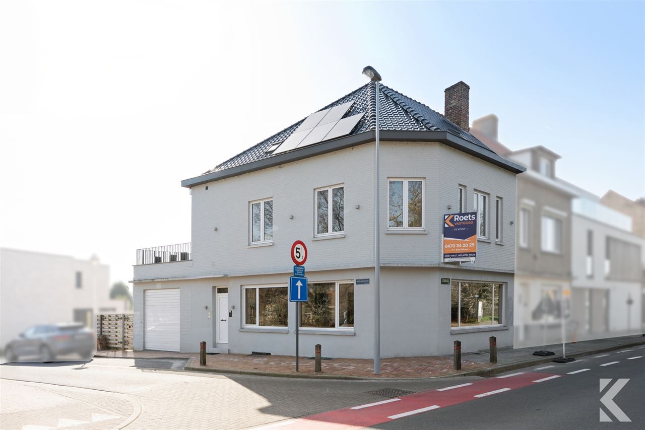 Gigantische, prachtig gerenoveerde woning met garage