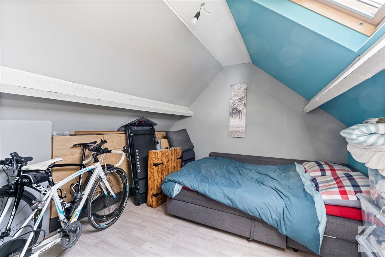 Instapklare gezinswoning met 3 slpkm, grote tuin/terrassen