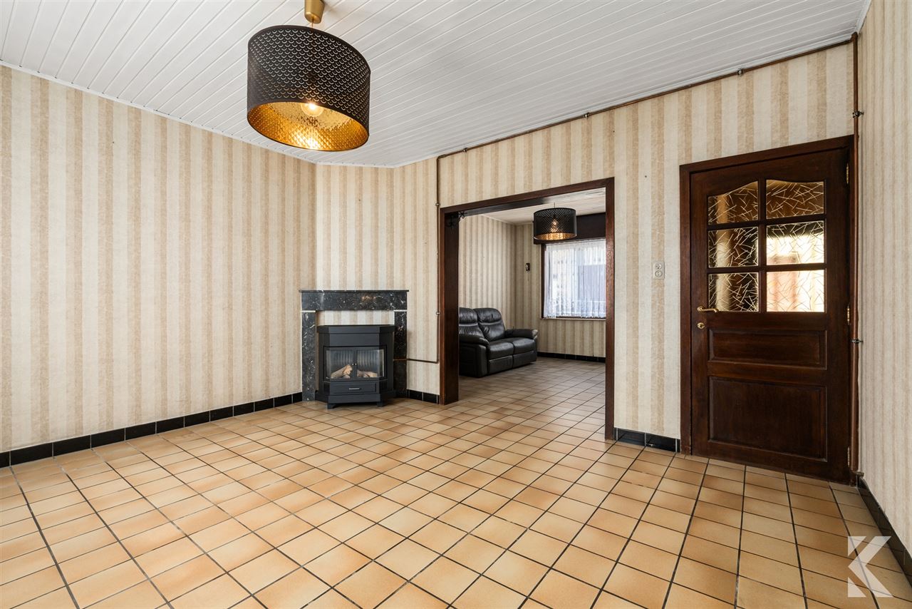 Rijwoning met garage, 3 slpk, tuin, gigantische zolder.