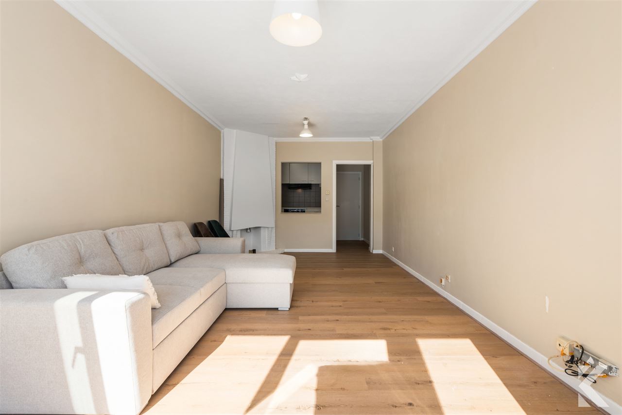 Instapklaar gerenoveerd appartement nabij strand