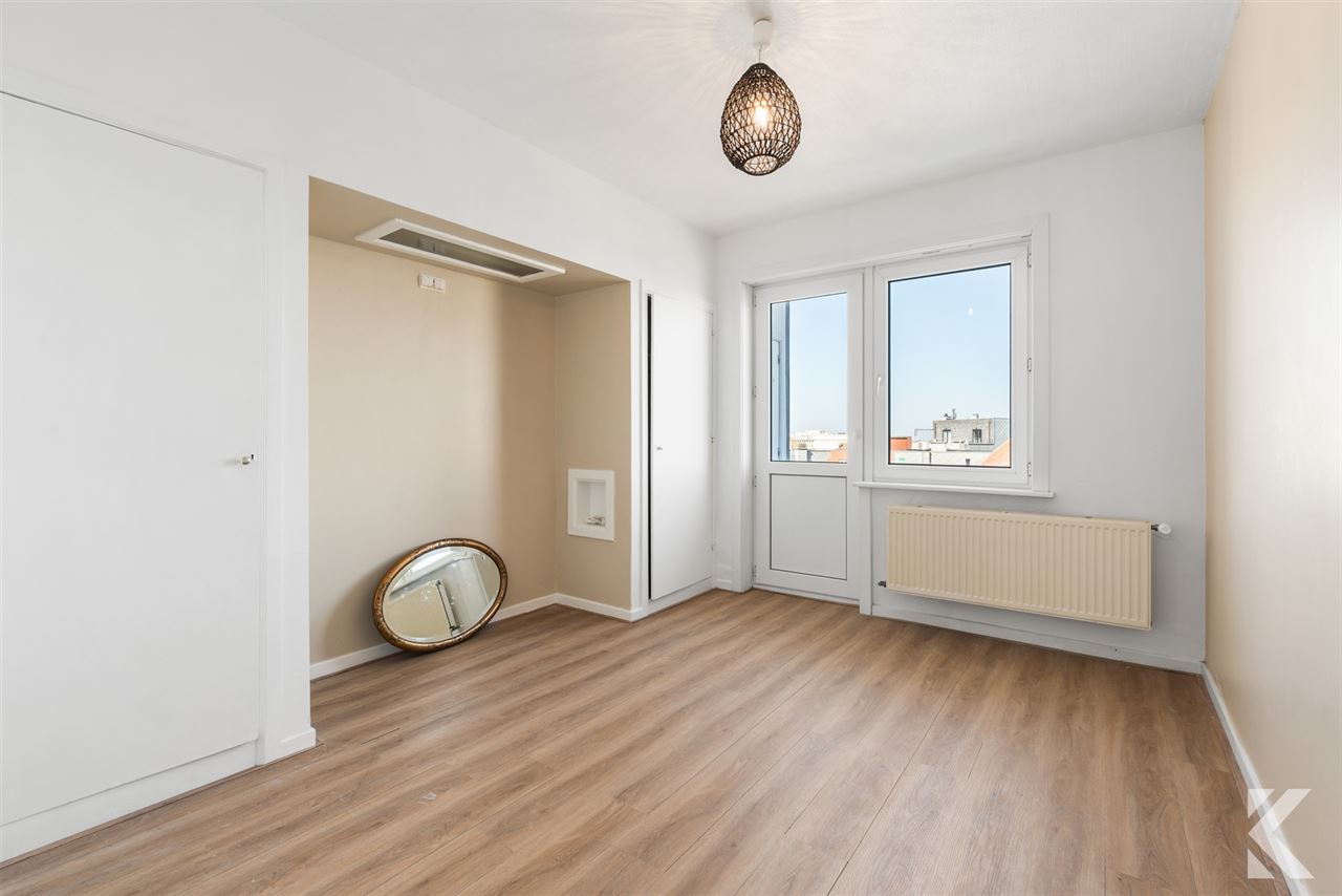 Instapklaar gerenoveerd appartement nabij strand