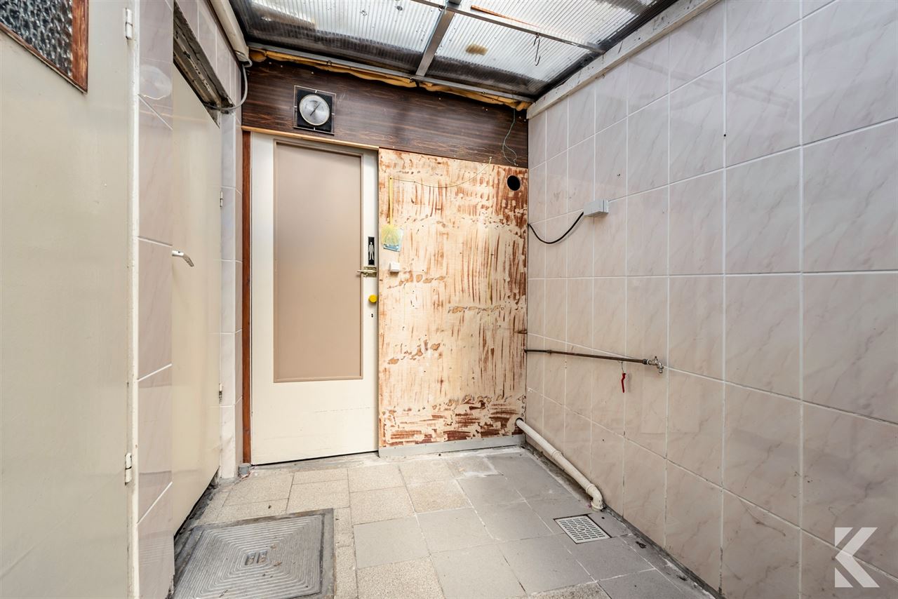 Te renoveren woning met veel potentieel en ruime zolder