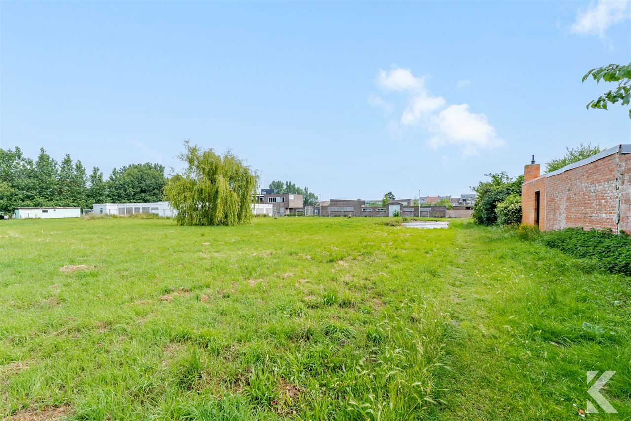 Te renoveren woning met veel potentieel en ruime zolder