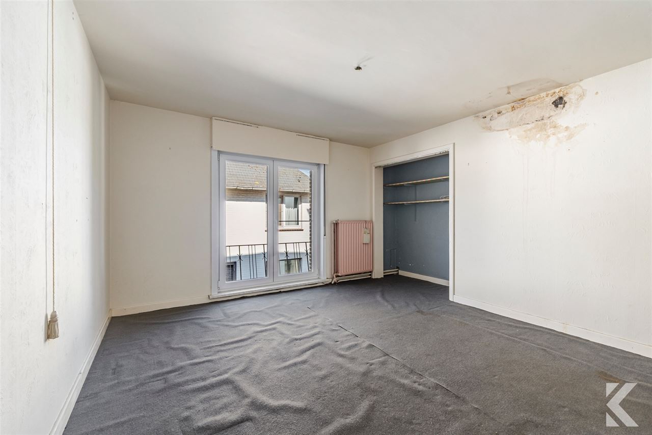 Ruime gezinswoning op 553 m² met garage en open zicht