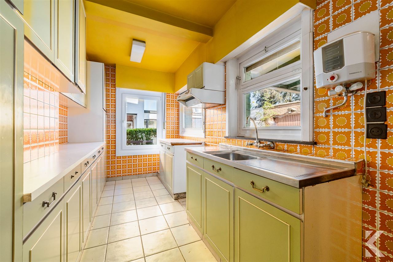 Ruime gezinswoning op 553 m² met garage en open zicht