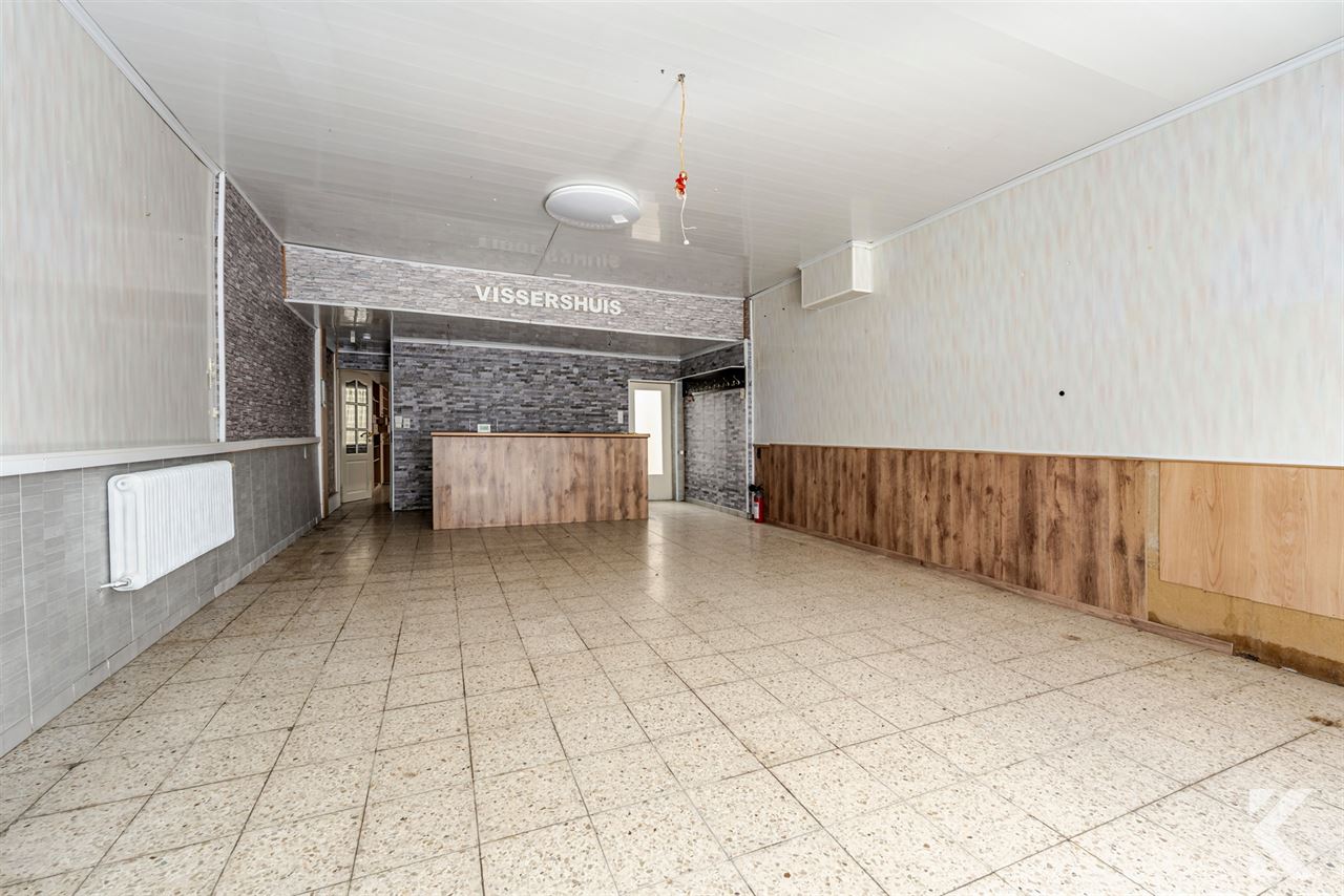 Te renoveren woning met veel potentieel en ruime zolder