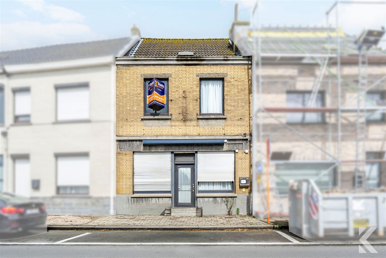 Te renoveren woning met veel potentieel en ruime zolder