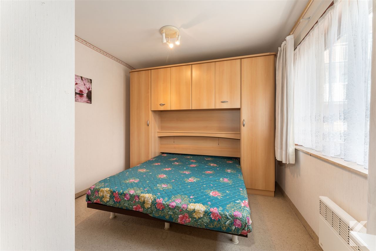 Instapklaar 2-slaapkamer app. met zijdelings zeezicht