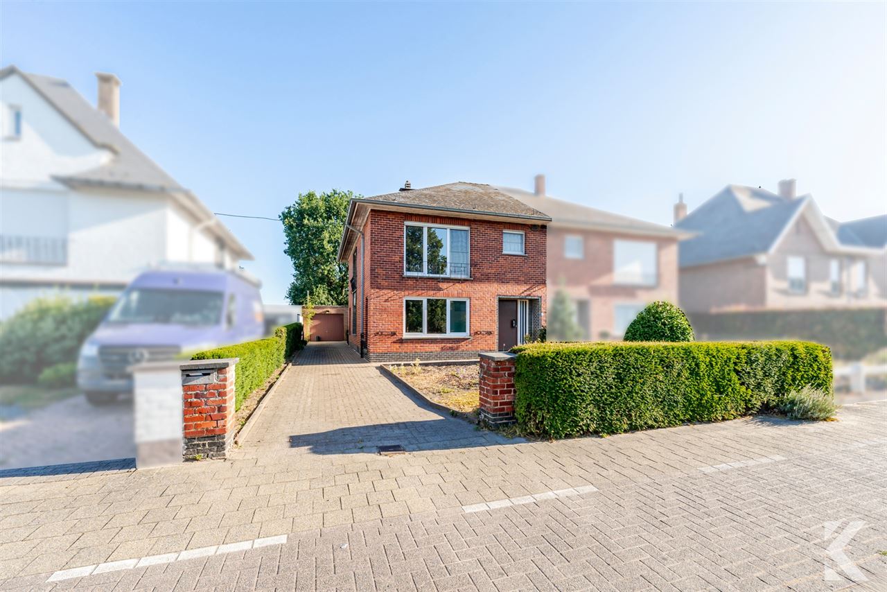 Ruime gezinswoning op 553 m² met garage en open zicht