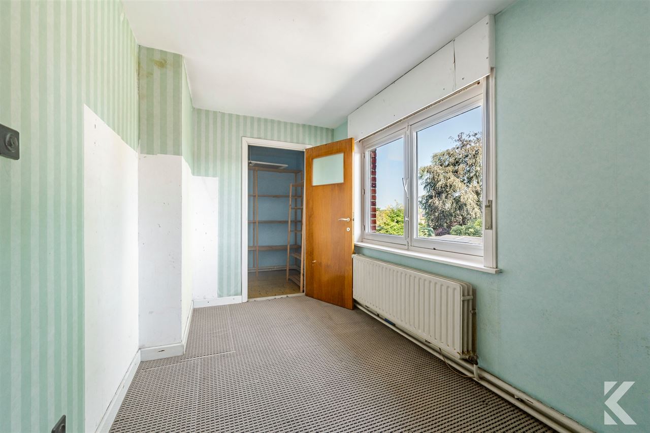 Ruime gezinswoning op 553 m² met garage en open zicht