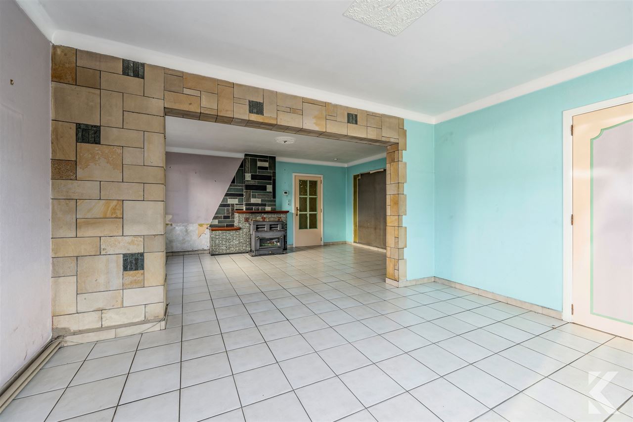 Ruime gezinswoning op 553 m² met garage en open zicht