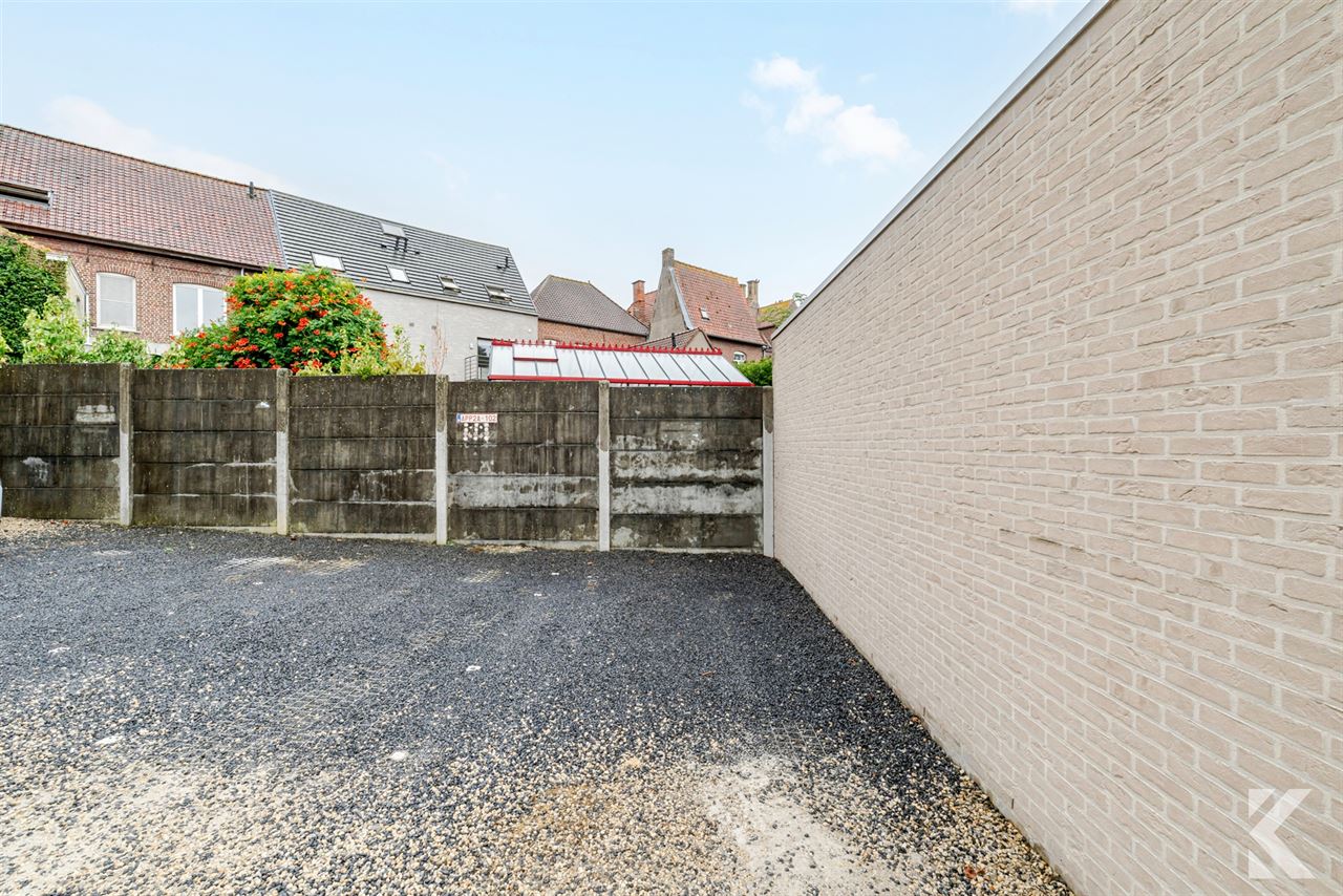 Lichtrijke duplex, 2 slpk., prachtige keuken & badkamer
