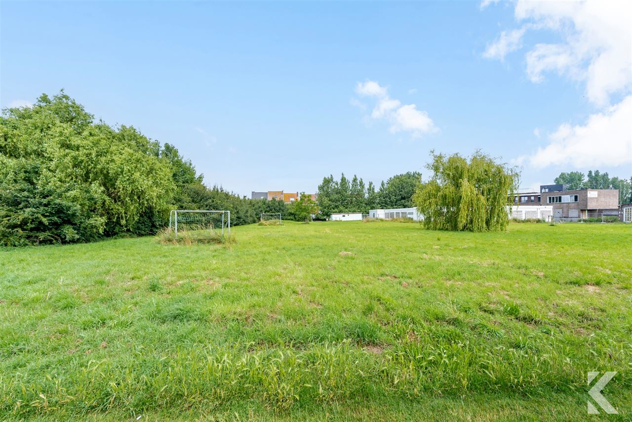 Te renoveren woning met veel potentieel en ruime zolder