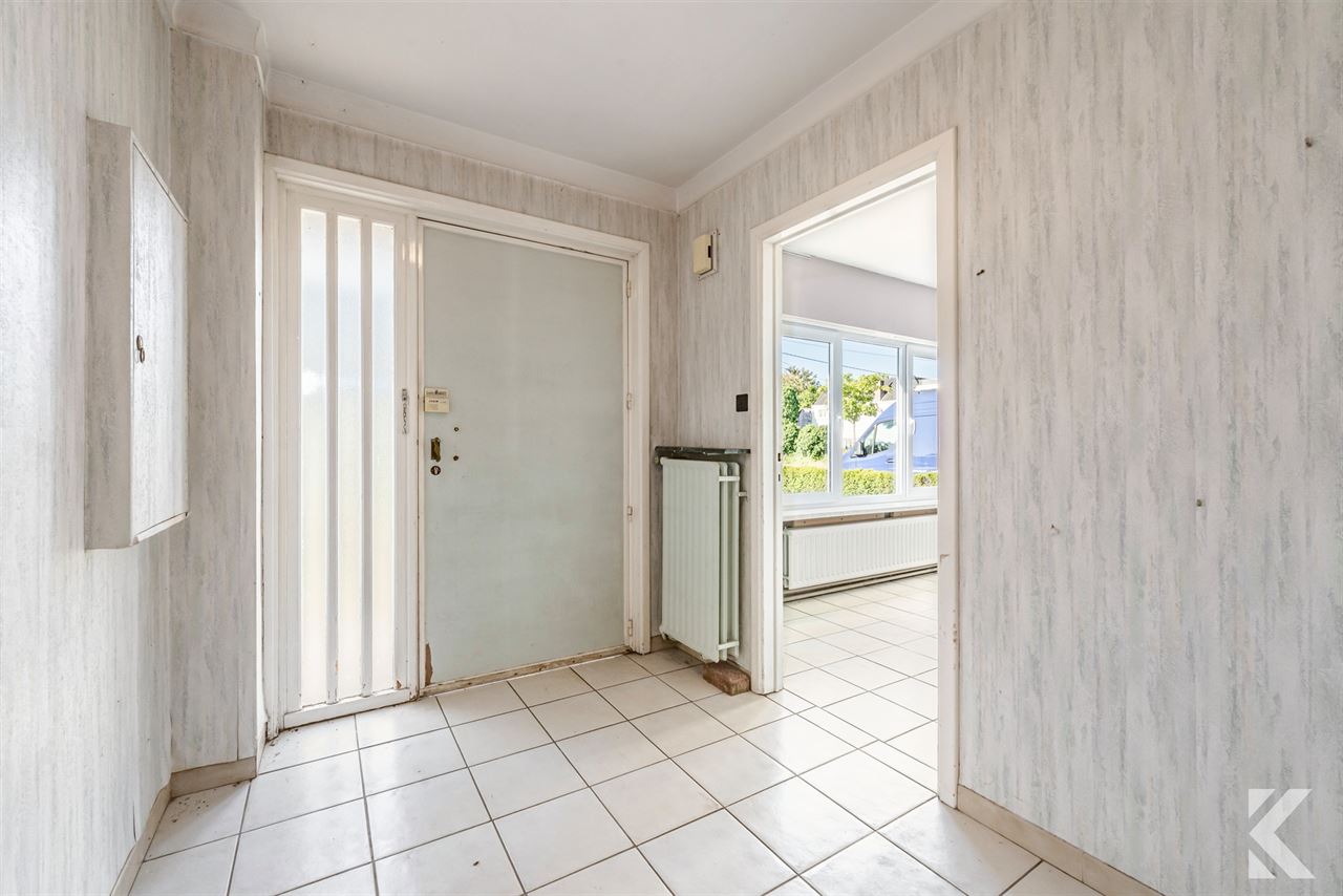Ruime gezinswoning op 553 m² met garage en open zicht