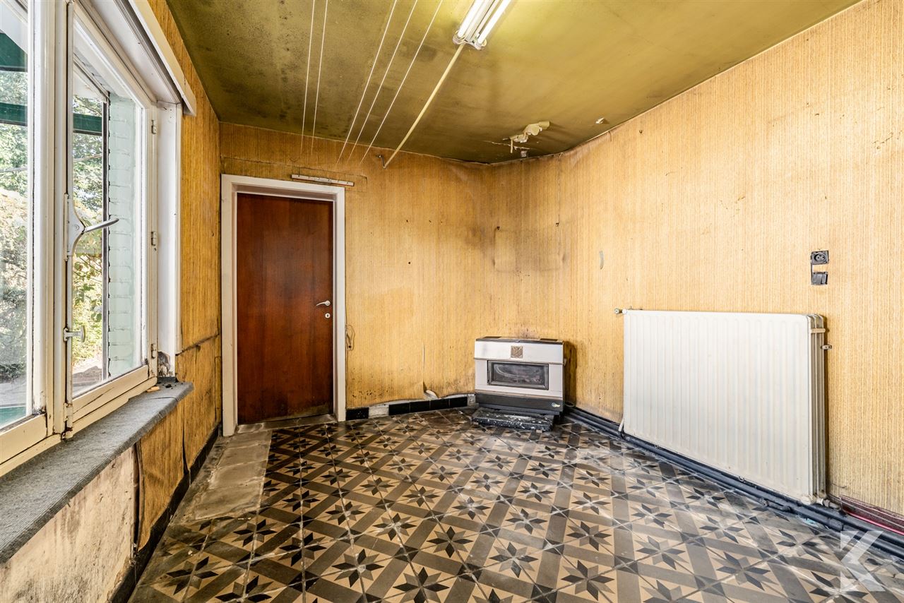 Ruime gezinswoning op 553 m² met garage en open zicht