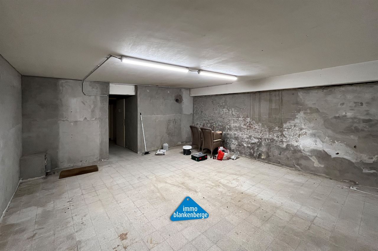 Ruim Gelijkvloers Appartement op de Zeedijk met Frontaal Zeezicht