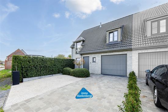 Instapklare gezinswoning met moderne afwerking en zuidgerichte tuin in Oedelem