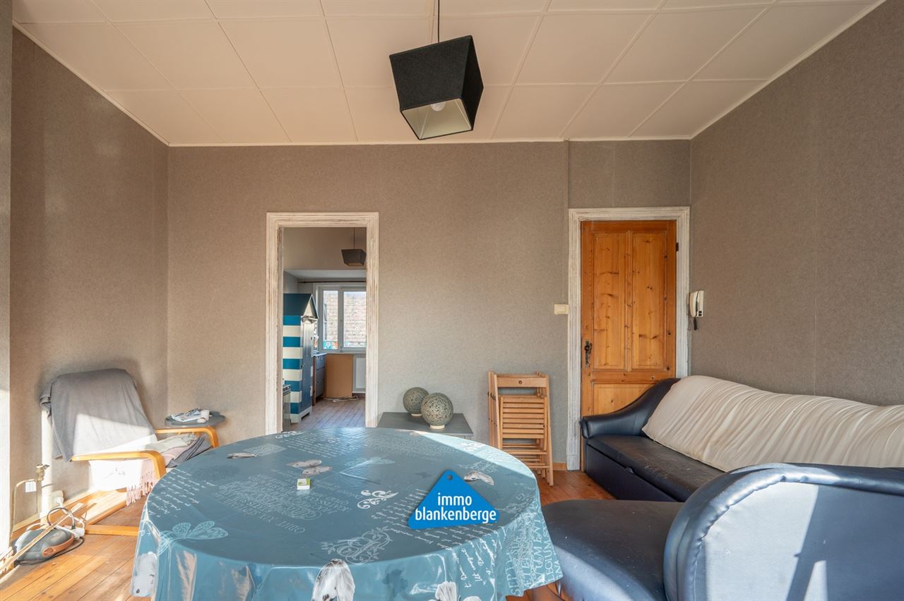Ruim te renoveren duplex appartement in kleine Residentie