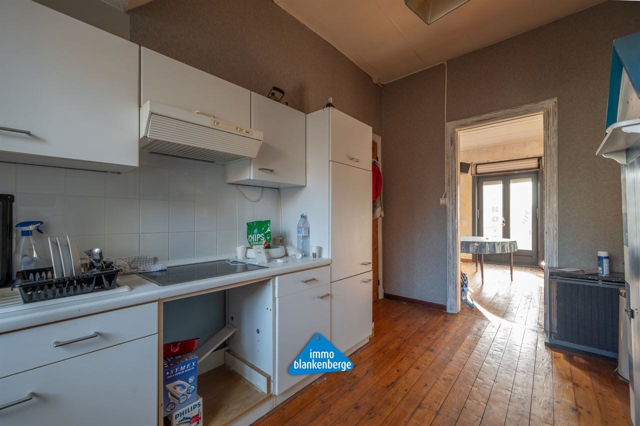 Ruim te renoveren duplex appartement in kleine Residentie